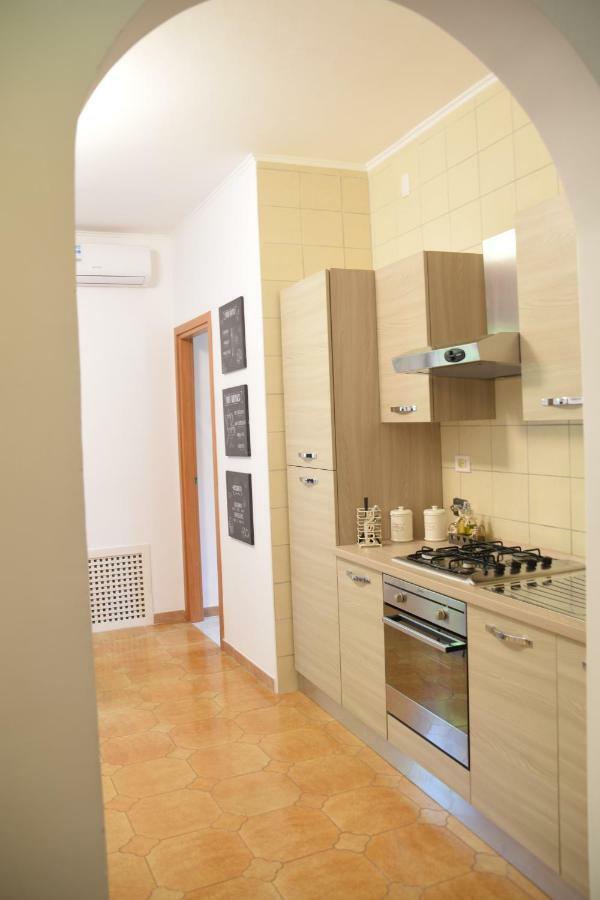 David'S & Family Apartmnt Fiumicino Eksteriør billede